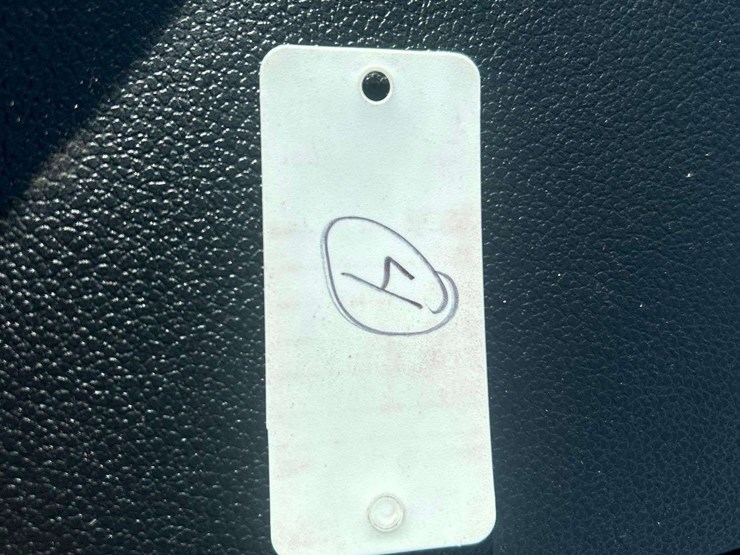 2016-ford-explorer-image-37