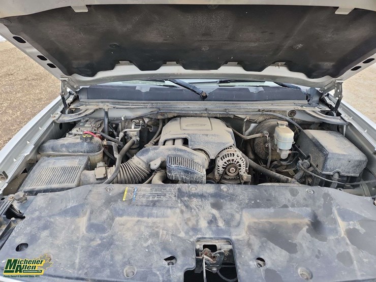 2011-chevrolet-silverado-1500-image-29