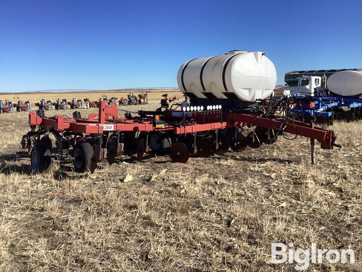 case-dmi-nt5310-nutri-till’r-liquid-fertilizer/nh3-applicator-image-3