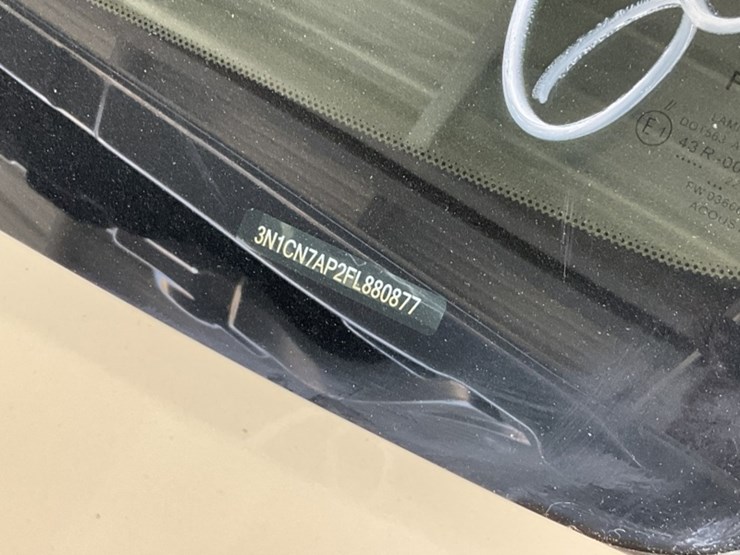 2015-nissan-versa-sdn-image-13