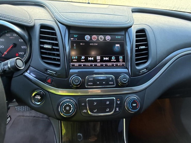 2018-chevrolet-impala-sedan-image-12