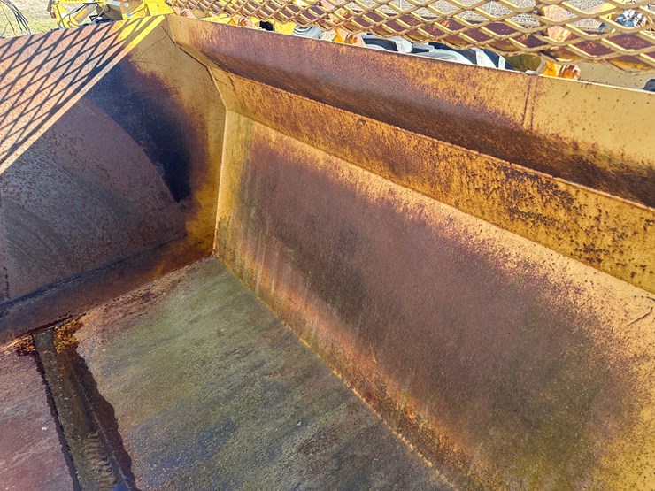 1999-reynolds-10c-image-25