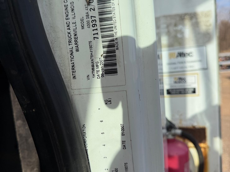 2008-international-durastar-4300-image-15