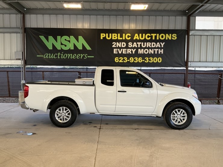 2017-nissan-frontier-image-1