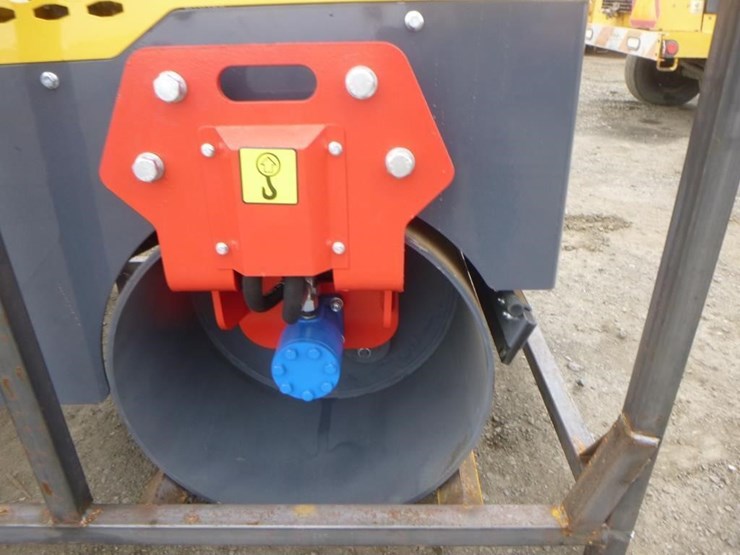 sdlool-sl1000-tandem-vibratory-roller-image-10