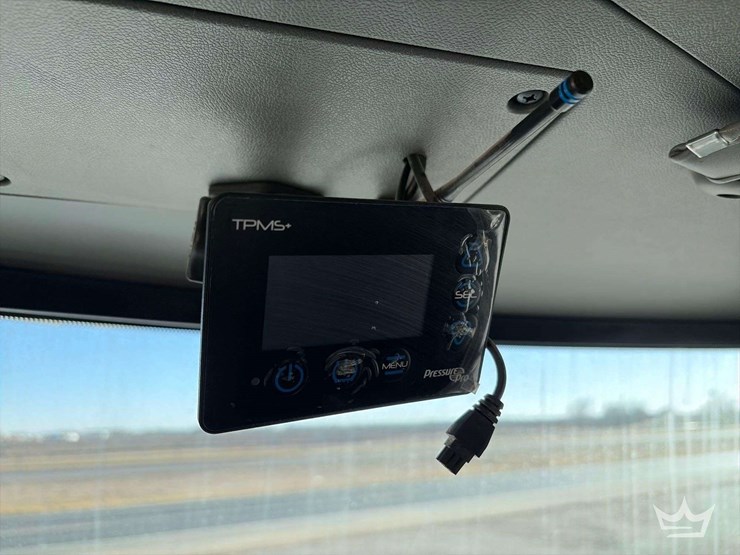 2016-peterbilt-337-image-20