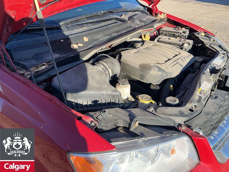 2014-dodge-grand-caravan-sxt-image-26