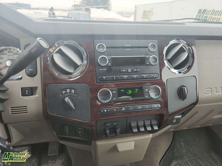 2010-ford-f250-image-22