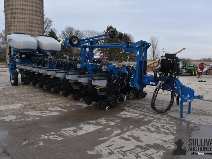 2023-kinze-4905-image-3