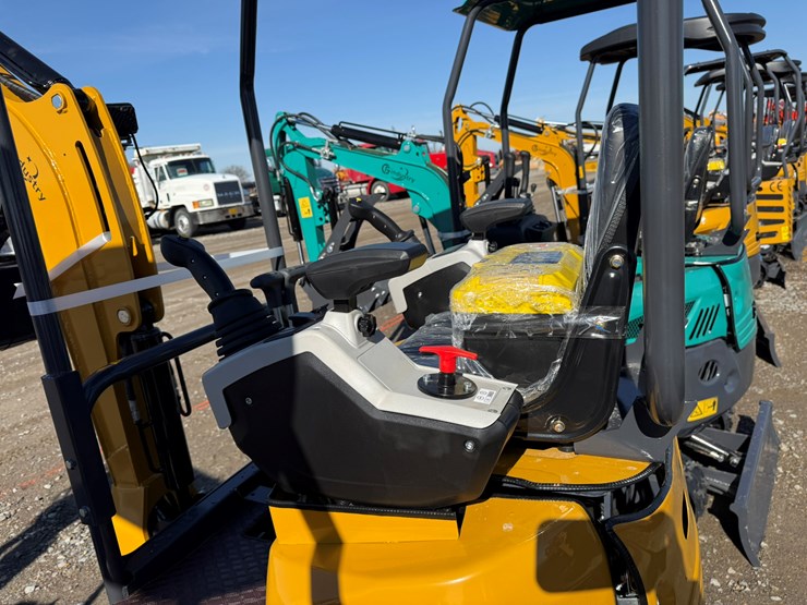 #100-•-unused-cfg-industry-qk20r-mini-excavator-qk20r202511060316-inv#-36803-image-16