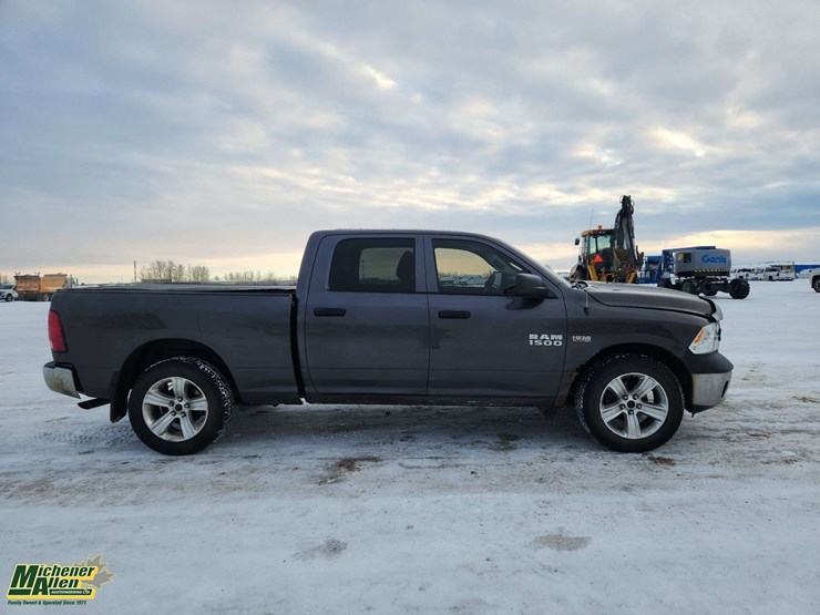 2014-dodge-1500-image-8