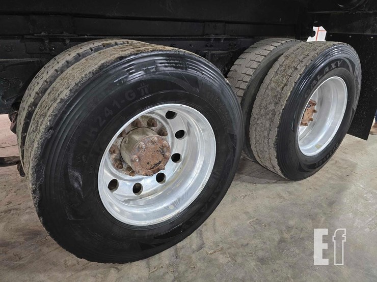 2006-kenworth-t800-image-21