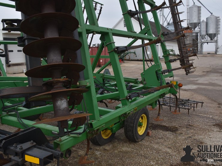 john-deere-726-image-17