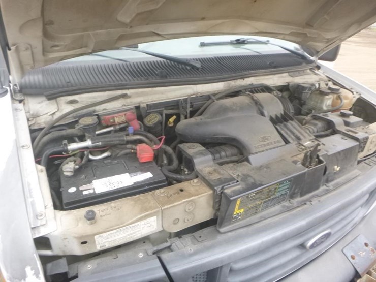 2006-ford-e350-image-10