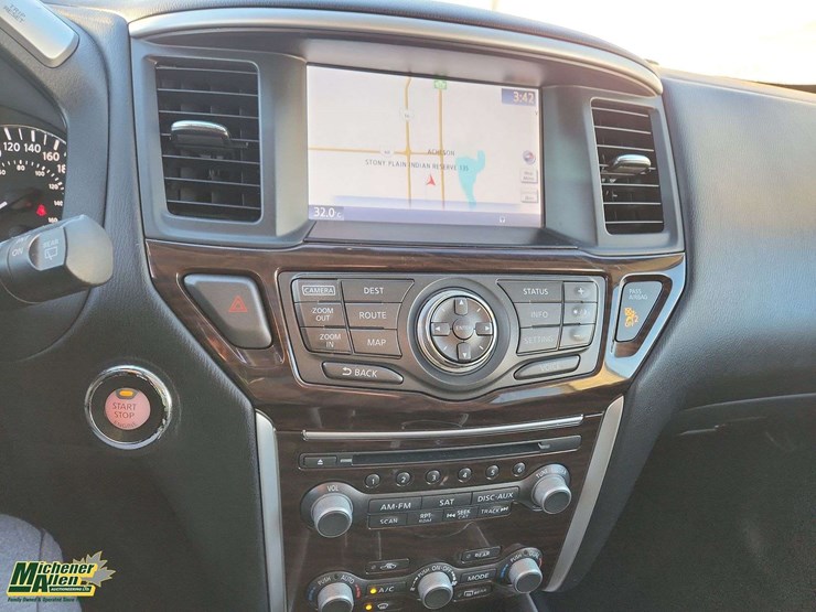 2014-nissan-pathfinder-image-23