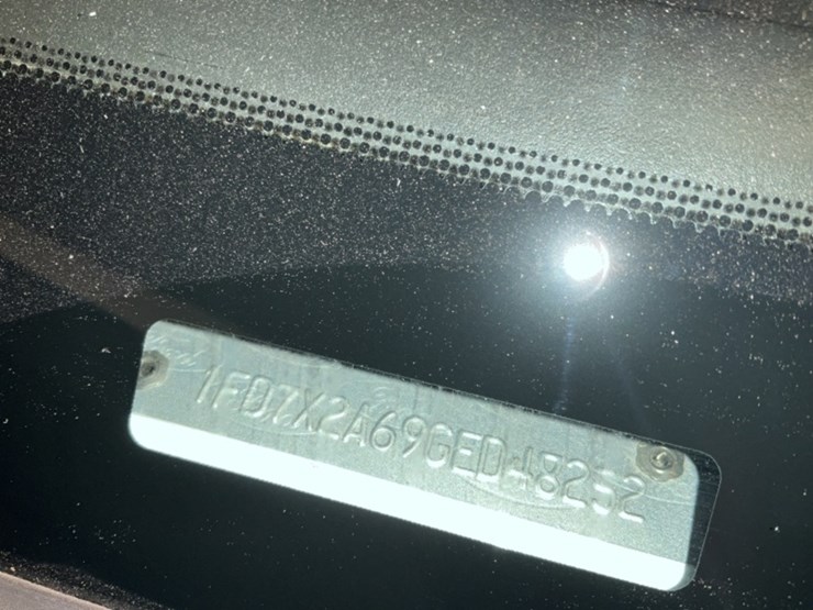 2016-ford-f250-image-14