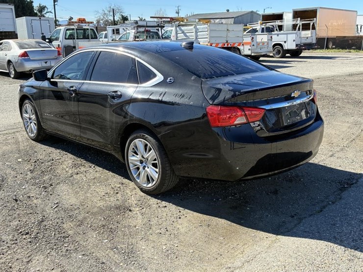2019-chevrolet-impala-sedan-image-4