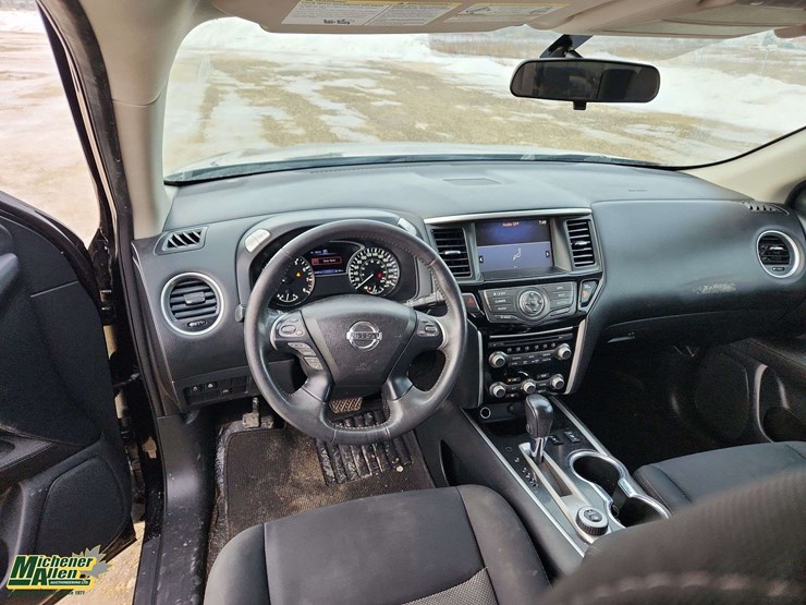 2017-nissan-pathfinder-image-20