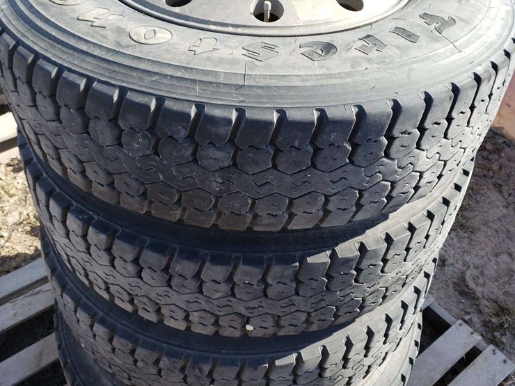 4-295/75r22.5-tires-and-rims-image-3