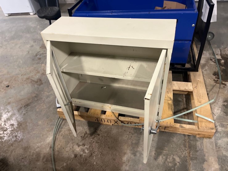 metal-cabinet-image-1