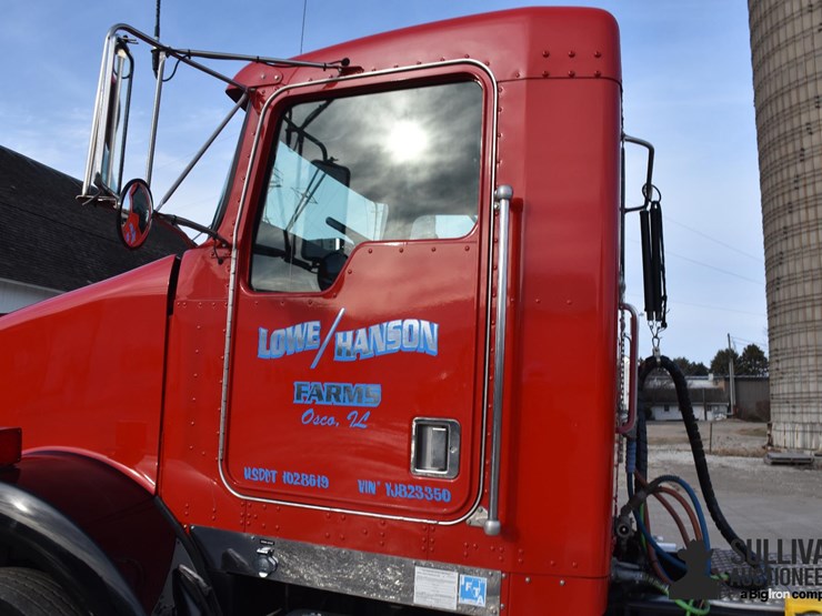 2000-kenworth-t800-image-13