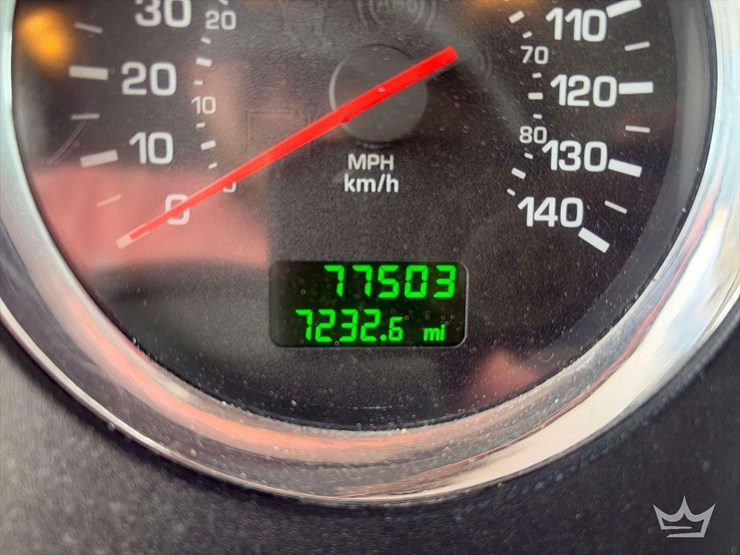 2012-kenworth-t800-image-10