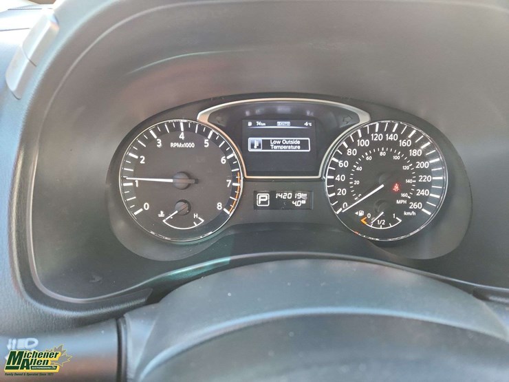 2014-nissan-pathfinder-image-19