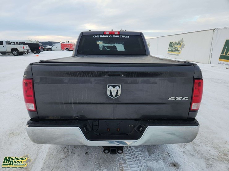 2014-dodge-1500-image-7