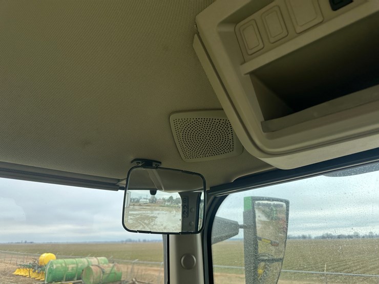 john-deere-8r-280-image-76