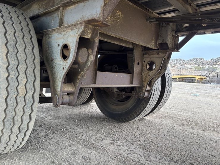 1982-fruehauf-van-image-19