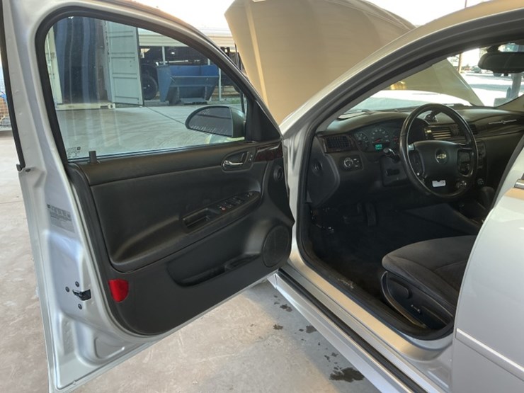 2014-chevrolet-impala-sdn-image-20