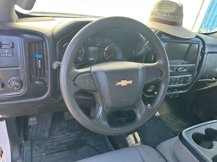 2019-chevrolet-2500-image-53