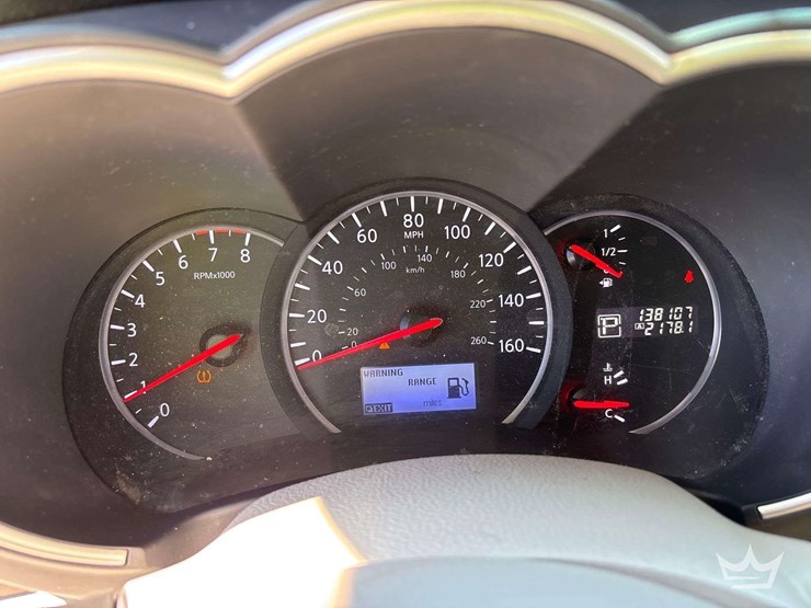 2015-nissan-quest-image-16