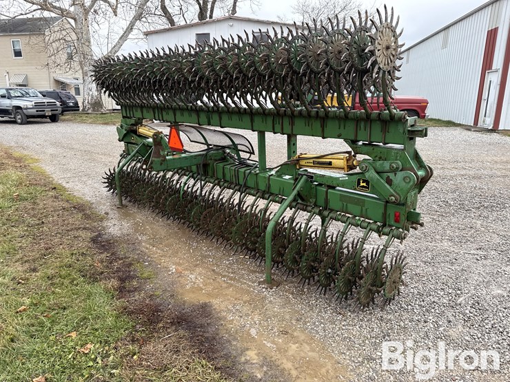 john-deere-400-image-5