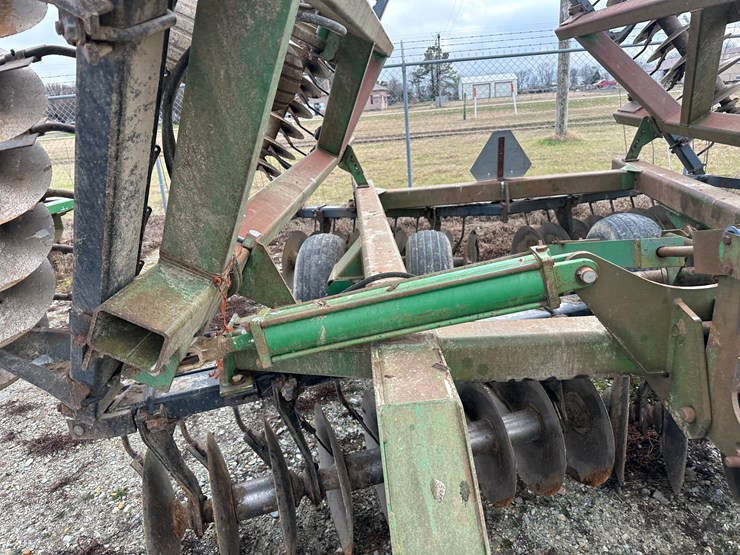 john-deere-630-image-41