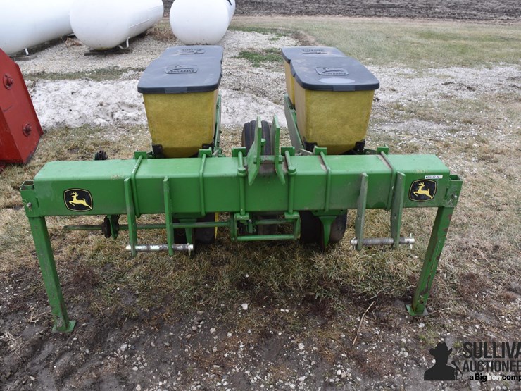 john-deere-2r30-planter-image-2