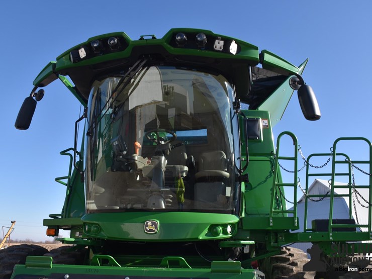 2024-john-deere-s770-image-9
