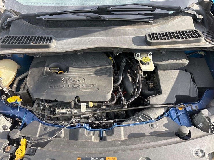 2017-ford-escape-image-8