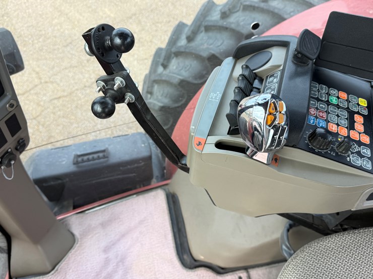 2012-case-ih-magnum-340-image-37