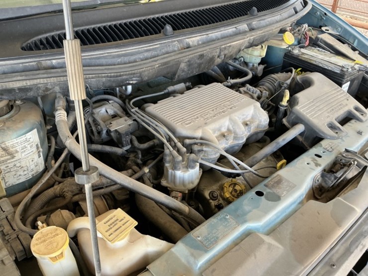 1999-dodge-caravan-image-13