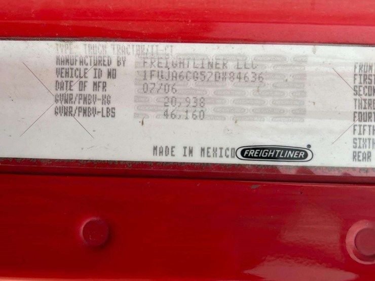 2007-freightliner-columbia-120-image-5