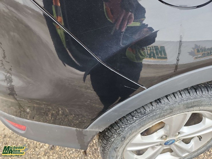 2013-ford-escape-image-36