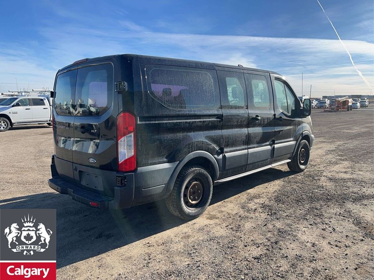 2016-ford-transit-image-4