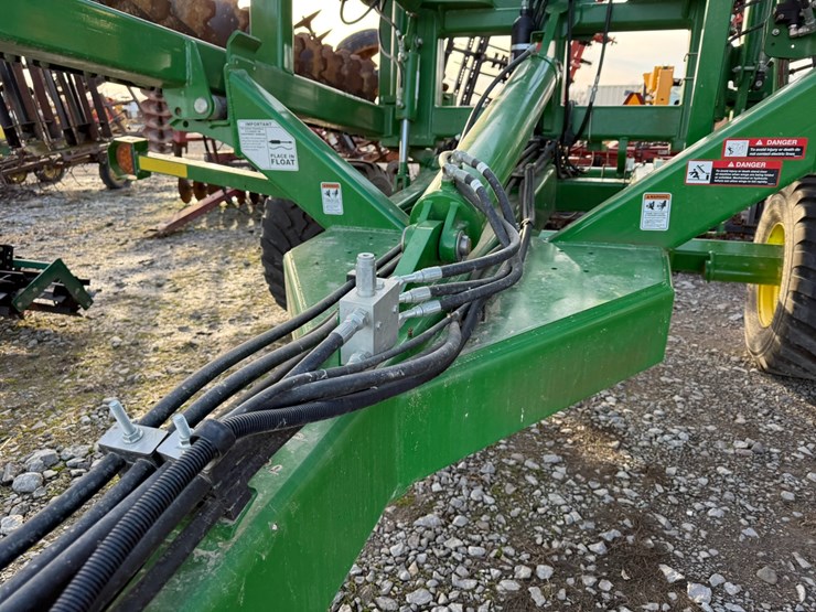 john-deere-2680h-image-38