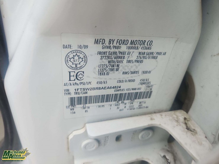 2010-ford-f250-image-38