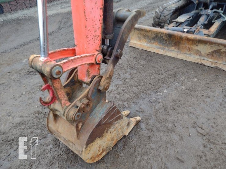 2012-kubota-kx121-3-image-16