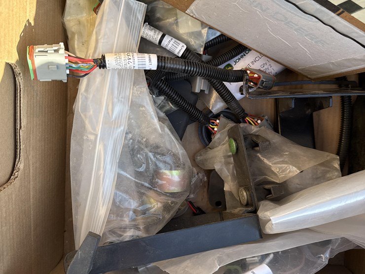 john-deere-200-steering-wheel-kit-image-10