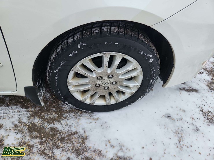 2009-toyota-sienna-image-11