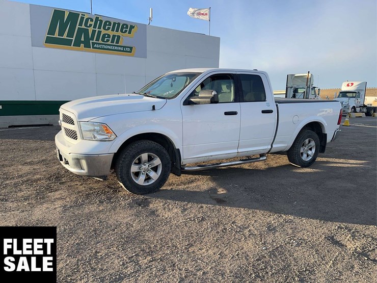 2015-dodge-1500-image-1