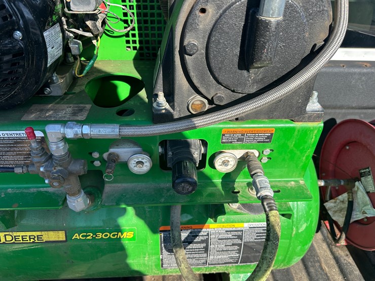 2019-chevrolet-2500-image-23